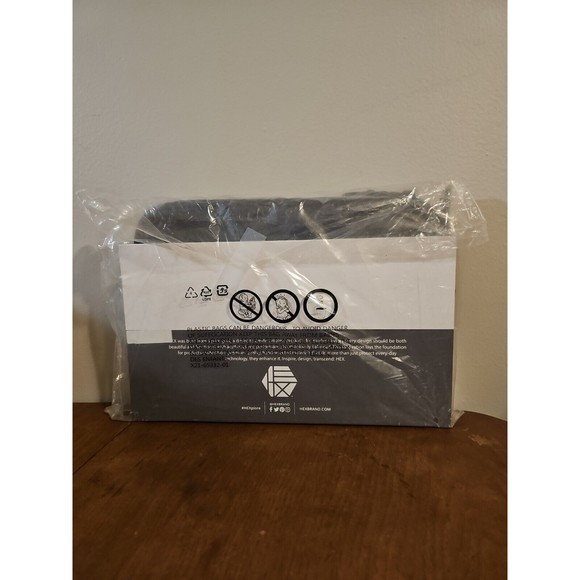 HEX Mona Sleeve Case for Microsoft Surface Go Black - Checkered - NEW with Tags - Picture 2 of 5